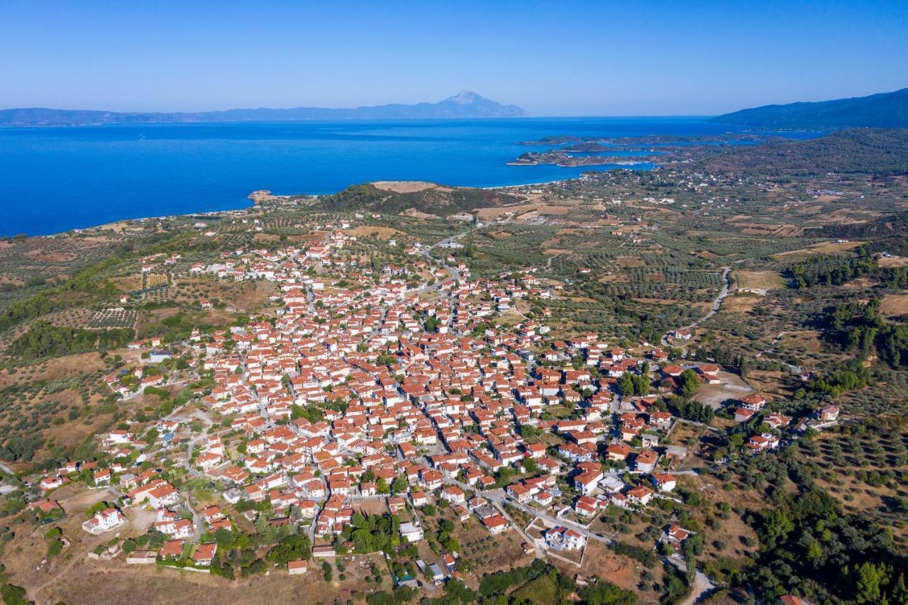 Vetrinos Apartments Agios Nikolaos  Buitenkant foto