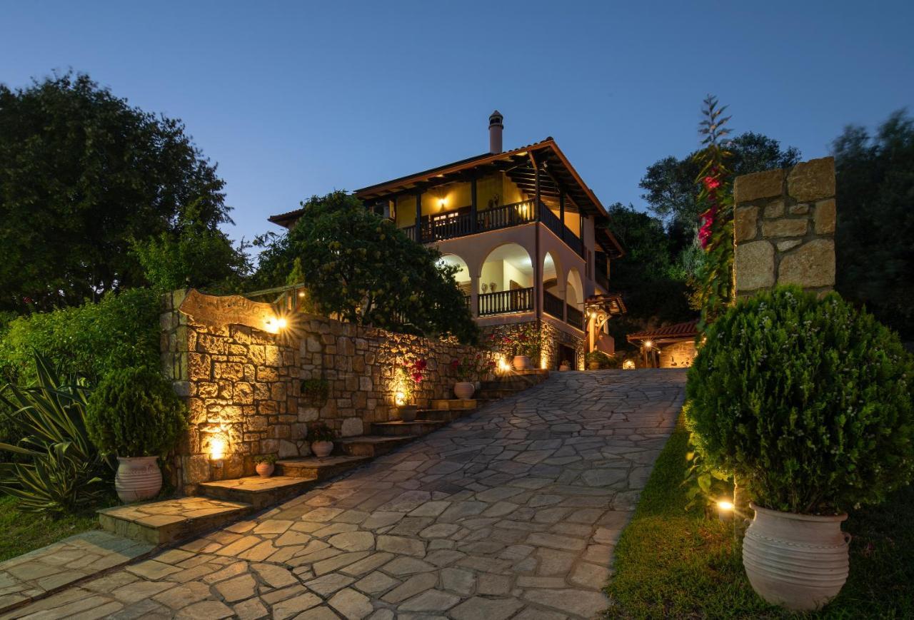 Vetrinos Apartments Agios Nikolaos  Buitenkant foto