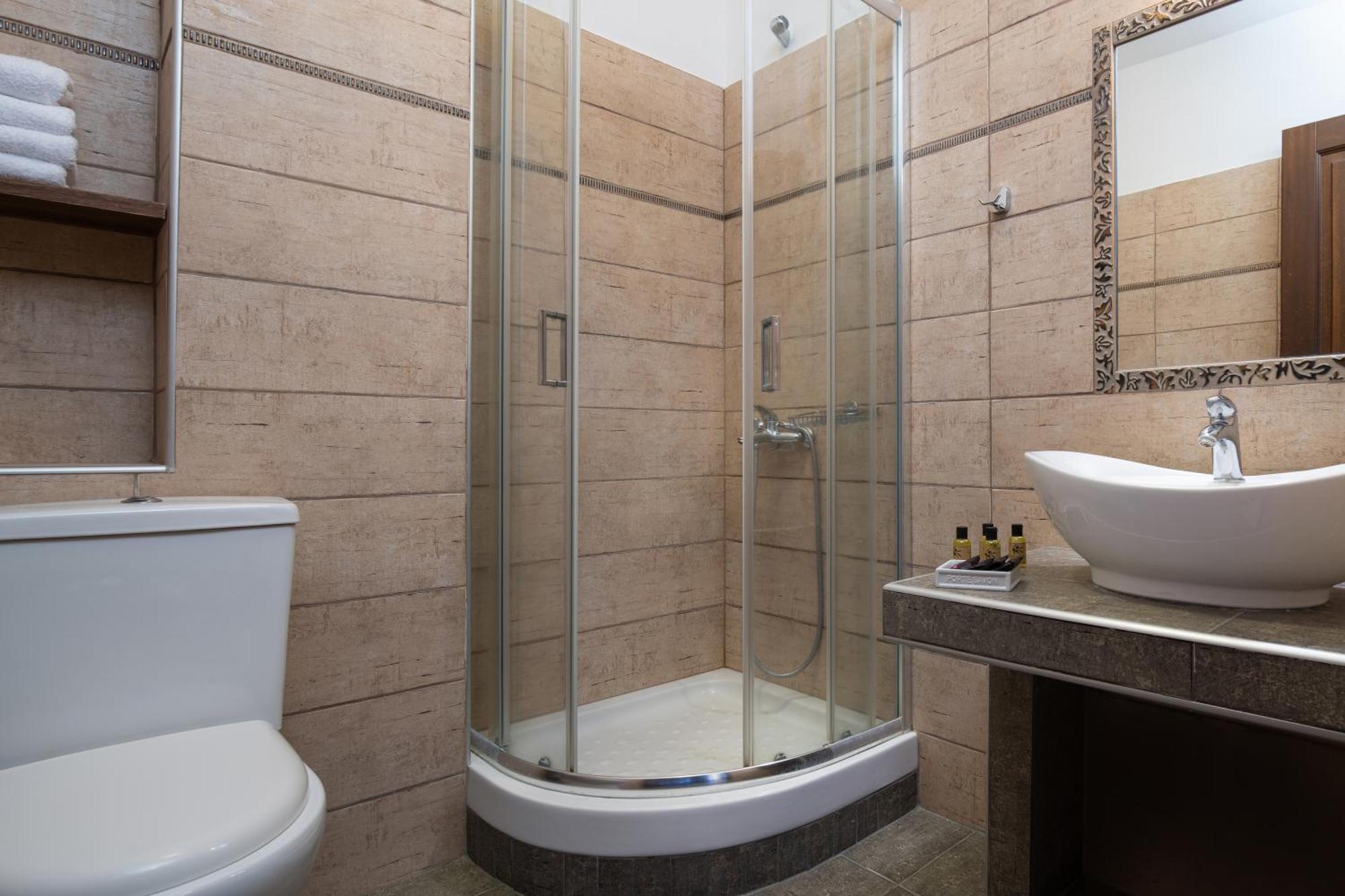 Vetrinos Apartments Agios Nikolaos  Buitenkant foto